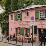 La Maison Rose & Rue de l'Abreuvoir — Montmartre's Pink Hour