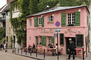 La Maison Rose & Rue de l'Abreuvoir — Montmartre's Pink Hour