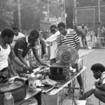 kole-gemilerinden-dunyanin-tepesine-hip-hop-in-dogusu-ve-gelisimi